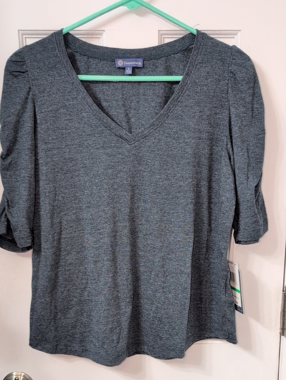 Democracy Heather Charcoal V-Neck Short Sleeve Top